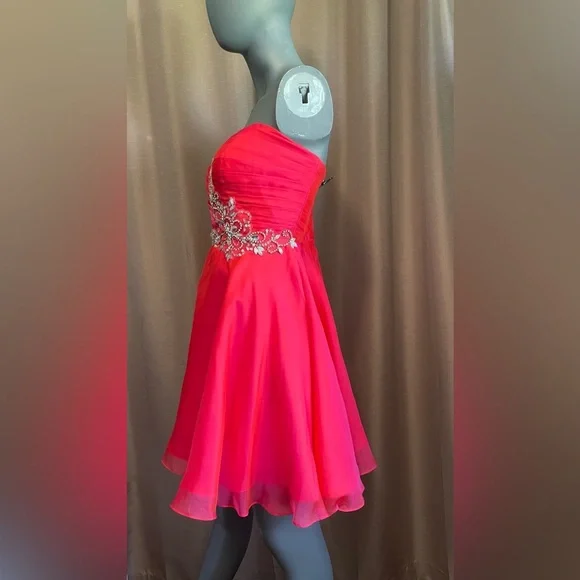 Hannah 12 Pink Embellished Ruched Strapless Prom Dress Special Occasion EUC - Picture 2 of 7